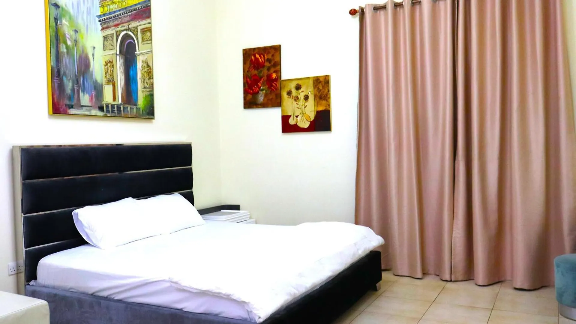 Warm & Cozy Studio Apartment Dubai United Arab Emirates
